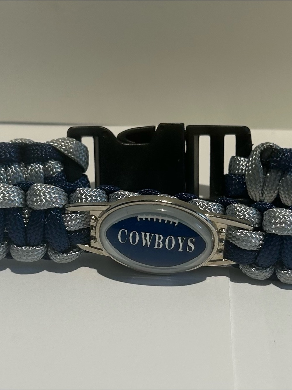 Dallas Cowboys Paracord Bracelet - Navy & Silver